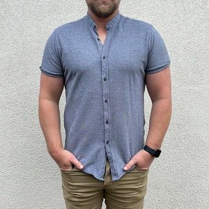 Zara Men’s Casual Button Down